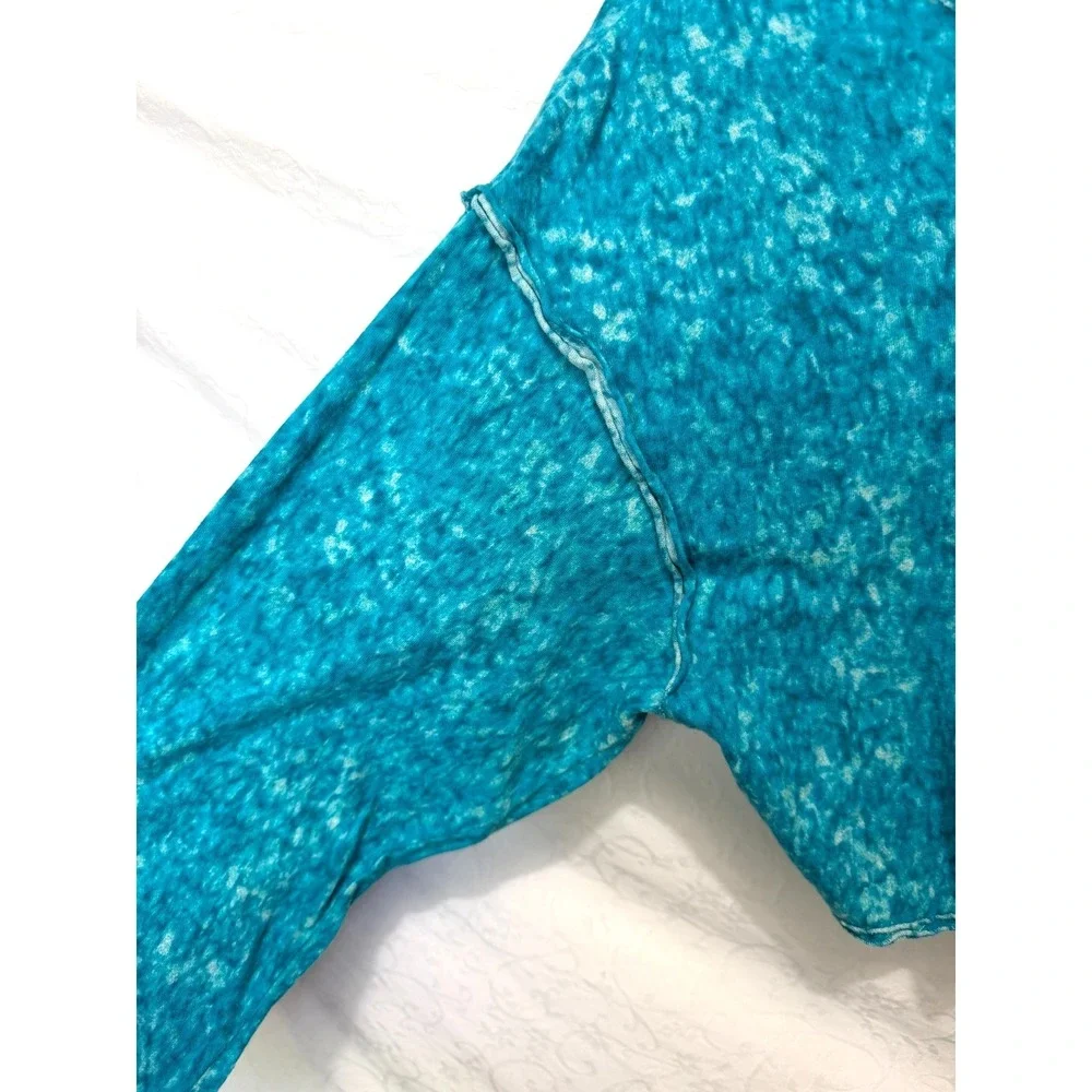 Free People Movement Size Small Turquoise Tie Dye Cropped Yoga T-Shirt